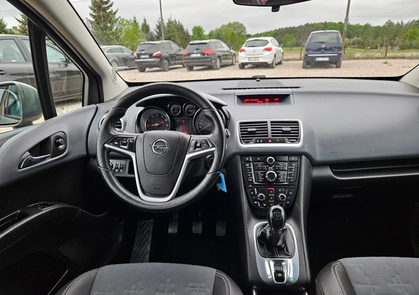 Opel Meriva cena 22700 przebieg: 199980, rok produkcji 2010 z Warszawa małe 232